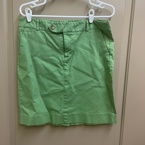 Green mini skirt - Picture 1 of 2